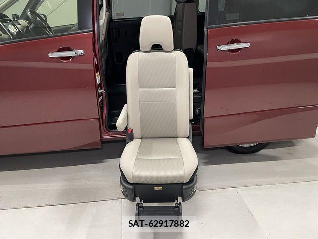 Nissan SERENA 2017-03 6219491-4