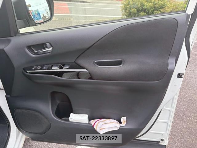 Nissan SERENA 2016-11 6247374-12