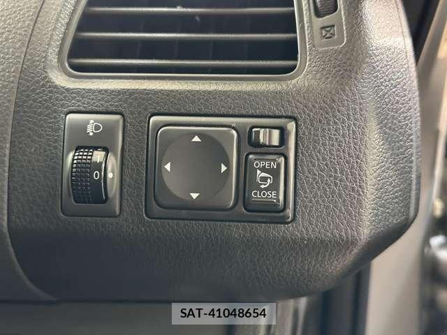 Nissan SERENA 2013-11 6642532-13