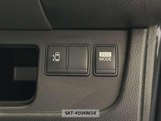 Nissan SERENA 2013-11 6642532-14