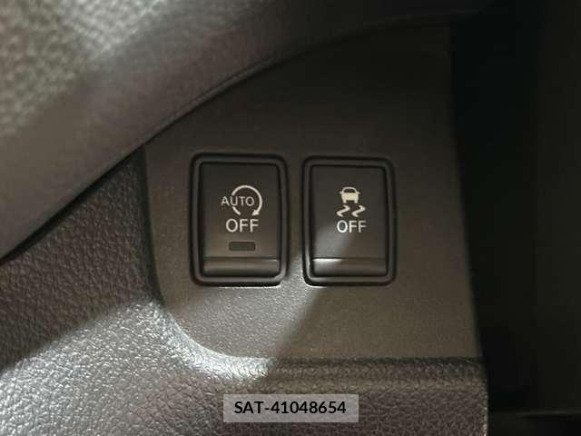 Nissan SERENA 2013-11 6642532-16