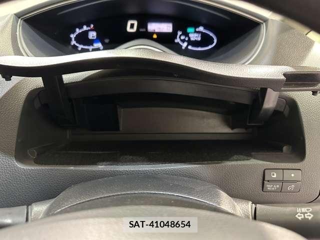 Nissan SERENA 2013-11 6642532-25