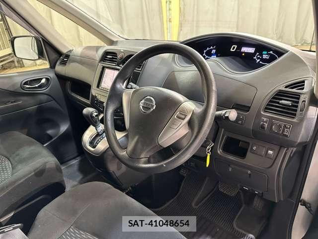 Nissan SERENA 2013-11 6642532-8