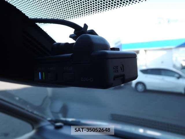 Nissan SERENA 2019-06 6753272-24