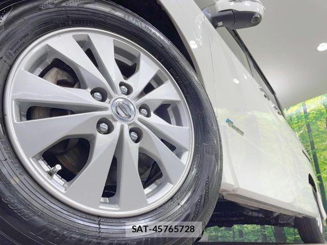 Nissan SERENA 2016-11 6753277-14