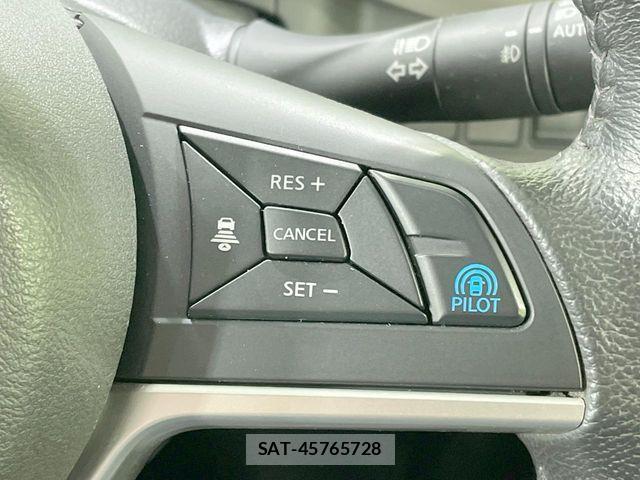 Nissan SERENA 2016-11 6753277-6