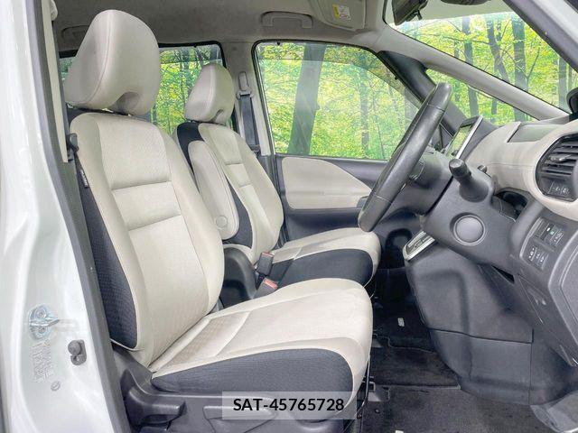 Nissan SERENA 2016-11 6753277-8