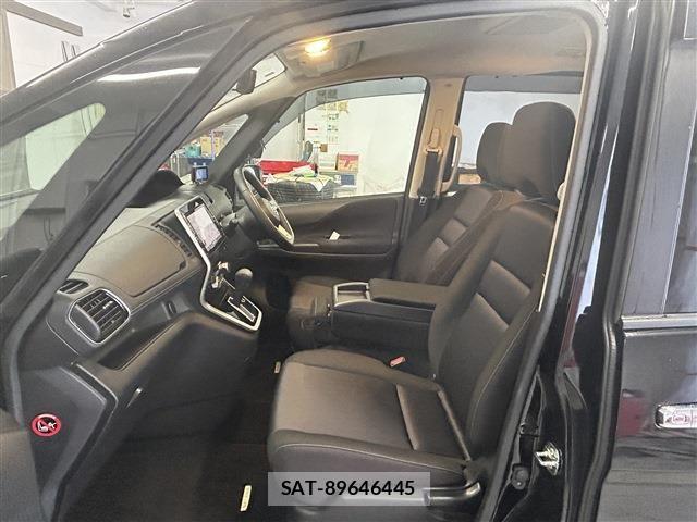 Nissan SERENA 2019-03 6753275-21