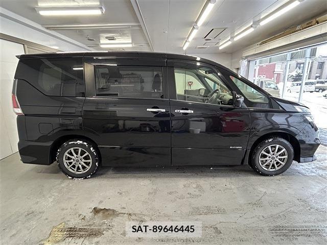 Nissan SERENA 2019-03 6753275-3