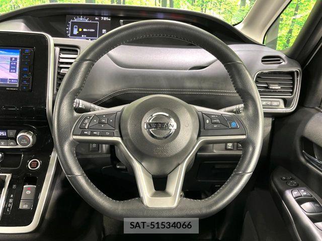 Nissan SERENA 2017-01 6817214-12