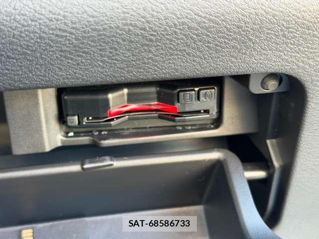 Nissan SERENA 2022-03 6912580-12