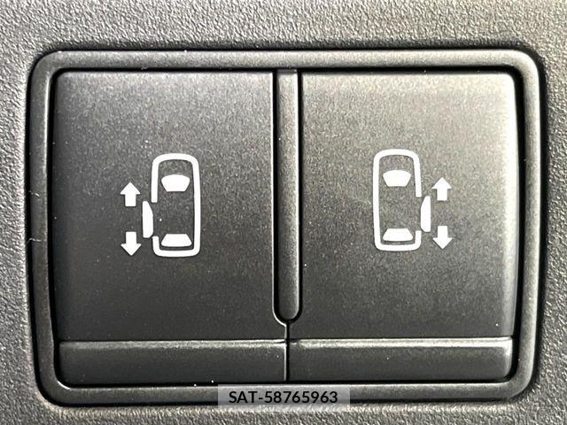 Nissan SERENA 2018-05 6912583-6