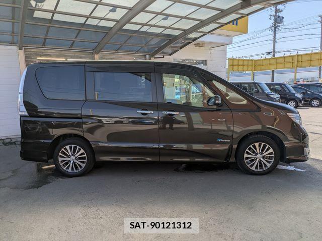 Nissan SERENA 2014-07 6998189-18