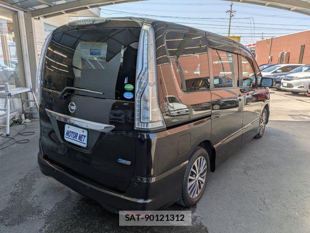 Nissan SERENA 2014-07 6998189-1