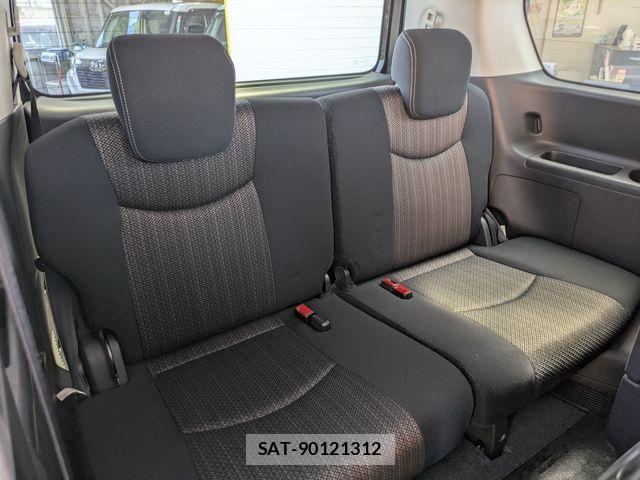 Nissan SERENA 2014-07 6998189-29