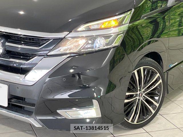 Nissan SERENA 2017-05 6998209-12