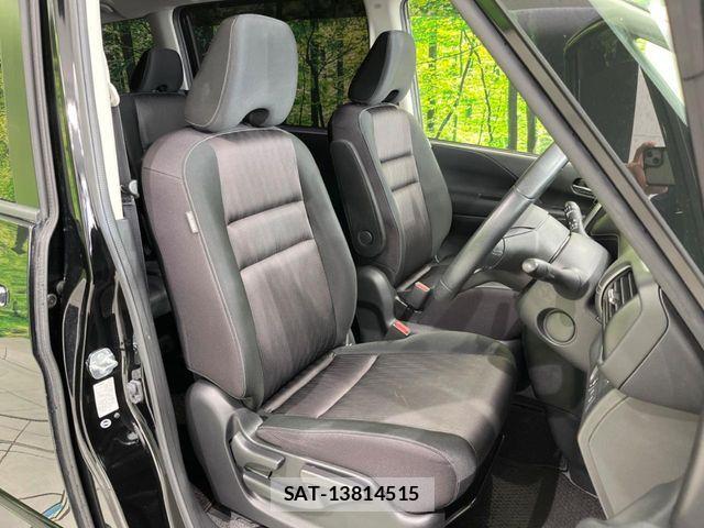 Nissan SERENA 2017-05 6998209-7