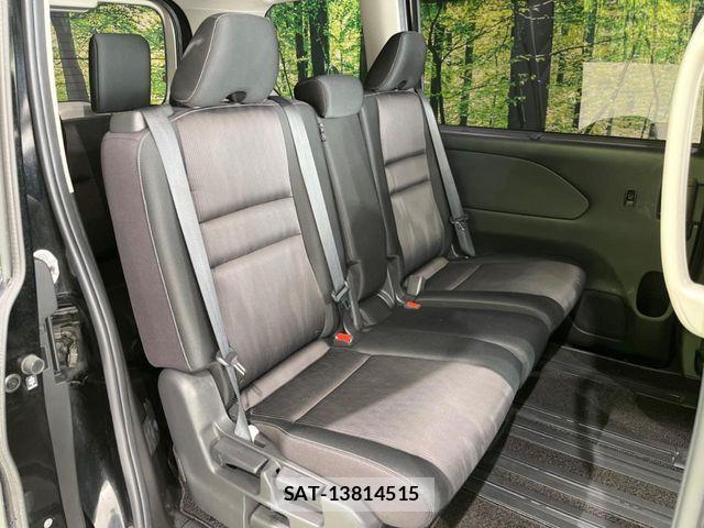 Nissan SERENA 2017-05 6998209-8