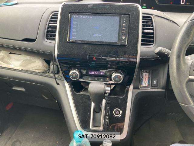 Nissan SERENA 2018-02 6998188-17