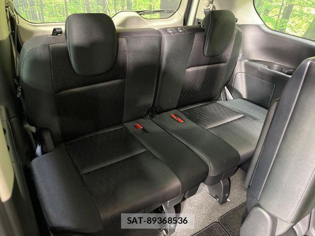 Nissan SERENA 2016-10 7021573-10