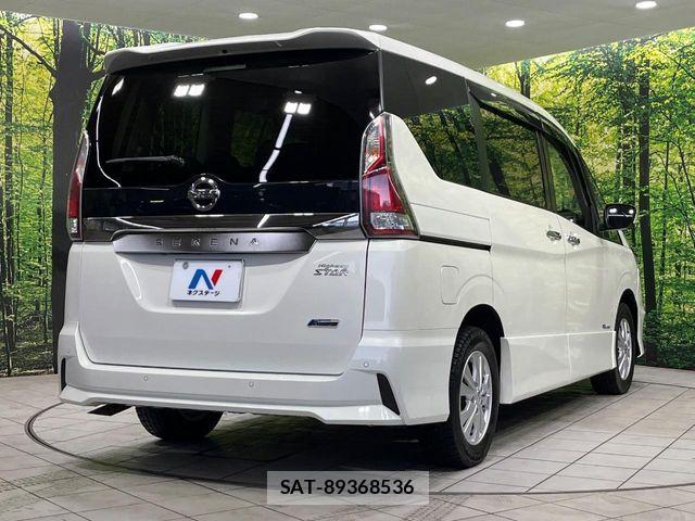 Nissan SERENA 2016-10 7021573-18