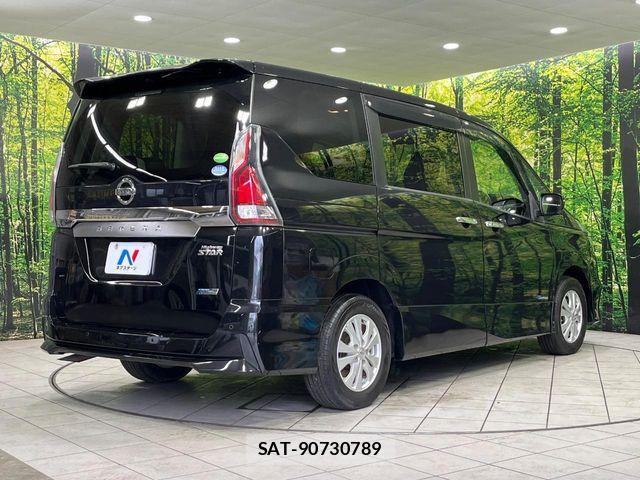 Nissan SERENA 2017-12 7021568-18