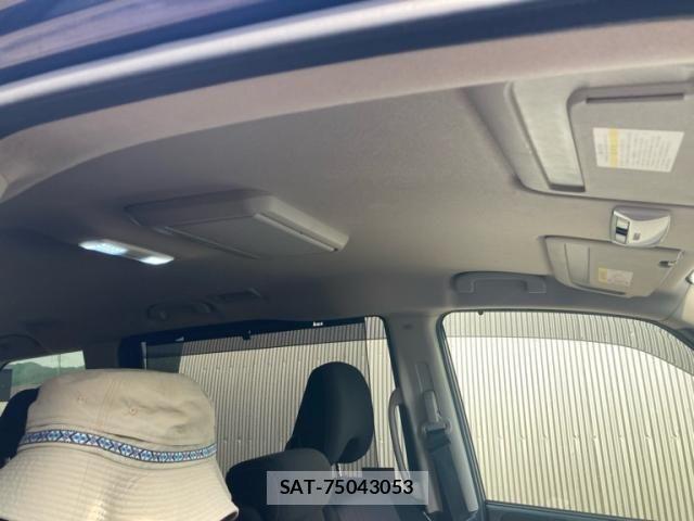 Nissan SERENA 2017-05 7021571-10
