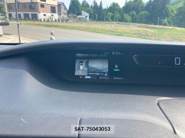 Nissan SERENA 2017-05 7021571-17