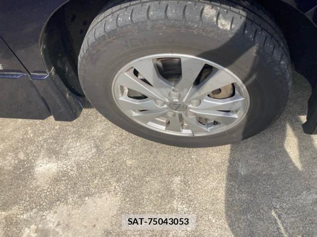 Nissan SERENA 2017-05 7021571-1
