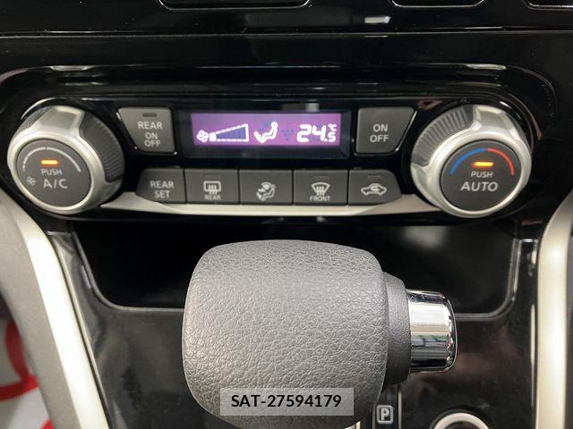Nissan SERENA 2017-03 7060685-18
