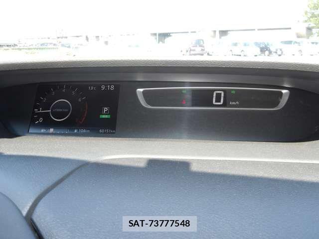 Nissan SERENA 2016-09 7060688-15