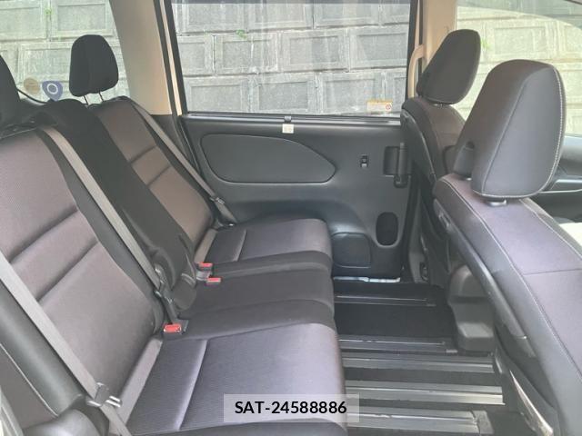 Nissan SERENA 2018-06 7224930-12