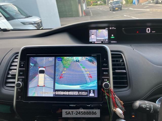 Nissan SERENA 2018-06 7224930-22