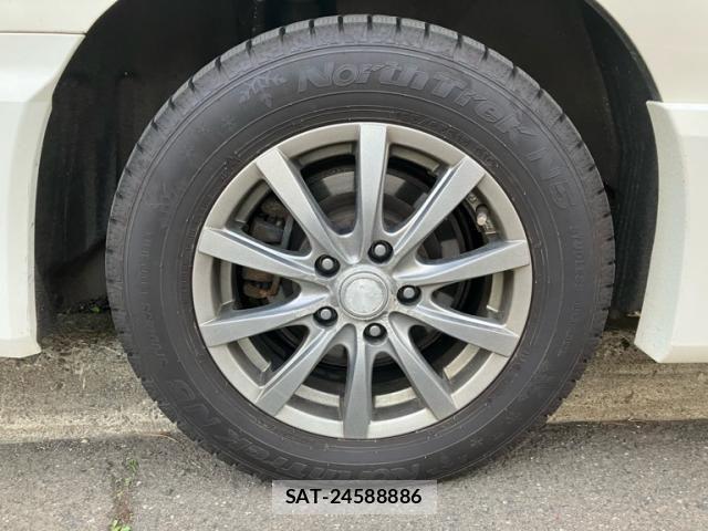 Nissan SERENA 2018-06 7224930-4