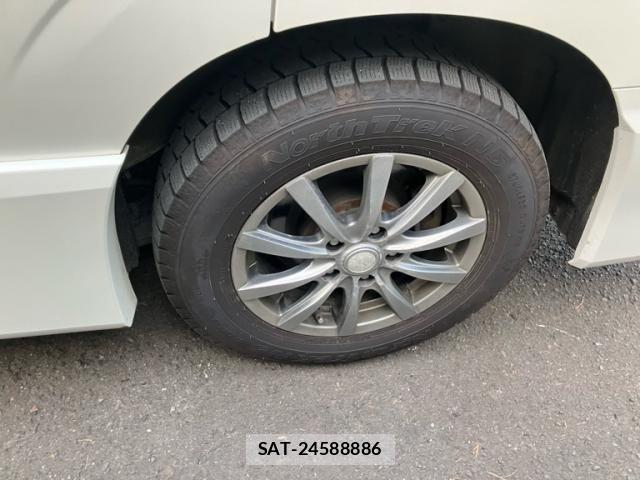 Nissan SERENA 2018-06 7224930-7