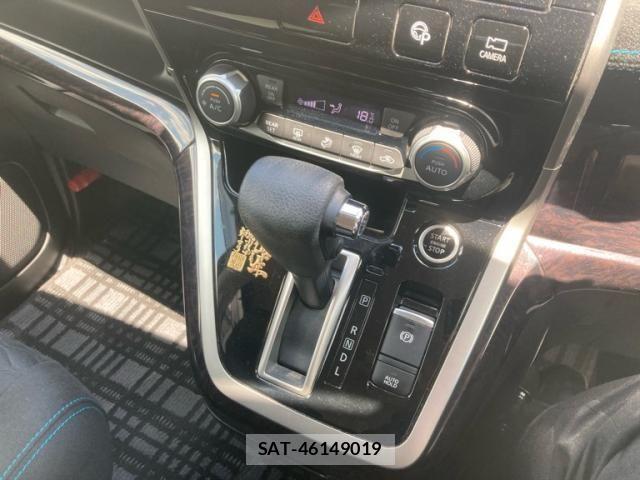 Nissan SERENA 2017-03 7224916-15