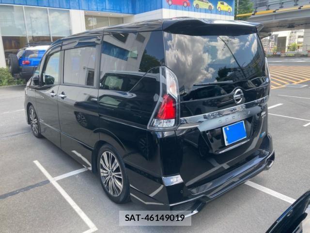 Nissan SERENA 2017-03 7224916-1