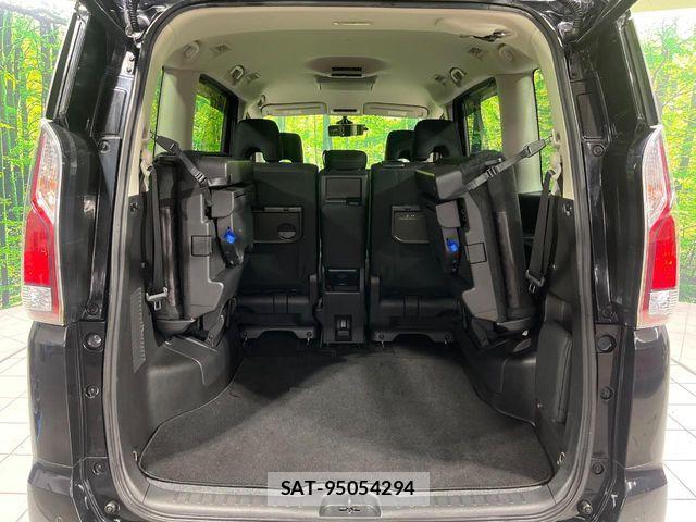 Nissan SERENA 2018-02 7224922-11