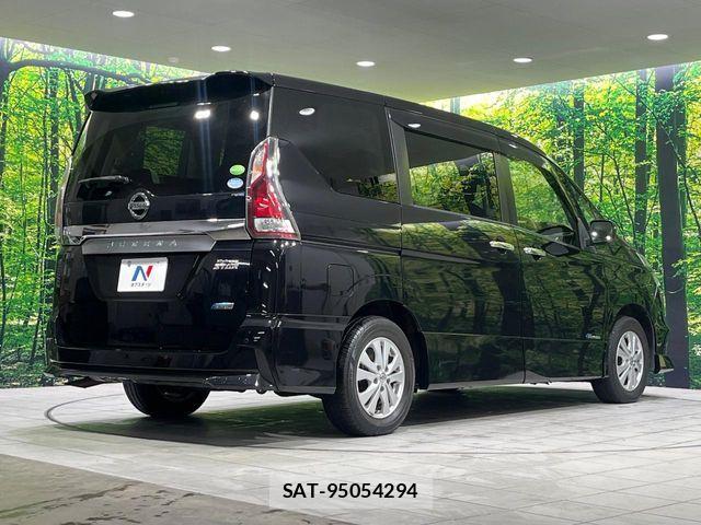 Nissan SERENA 2018-02 7224922-18
