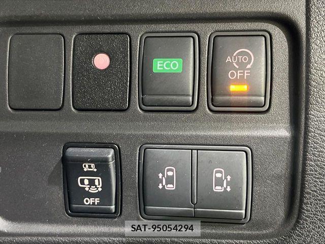 Nissan SERENA 2018-02 7224922-5