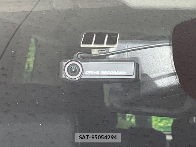 Nissan SERENA 2018-02 7224922-7
