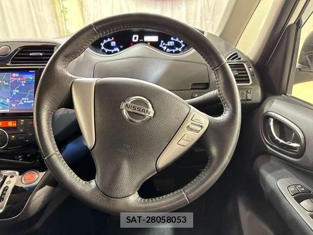 Nissan SERENA 2014-09 7224914-9