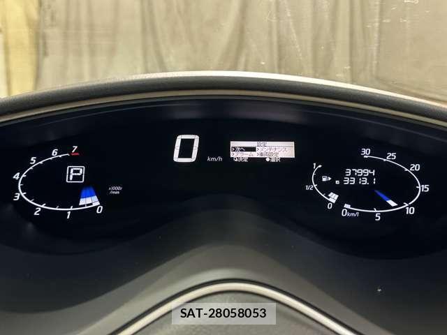 Nissan SERENA 2014-09 7224914-10