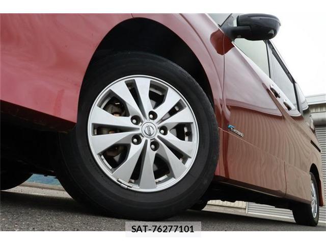 Nissan SERENA 2017-07 7224920-17
