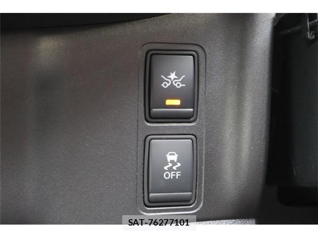 Nissan SERENA 2017-07 7224920-5