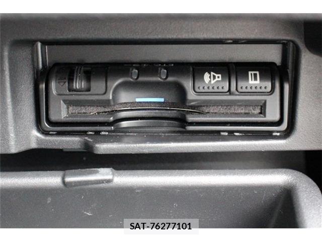 Nissan SERENA 2017-07 7224920-7