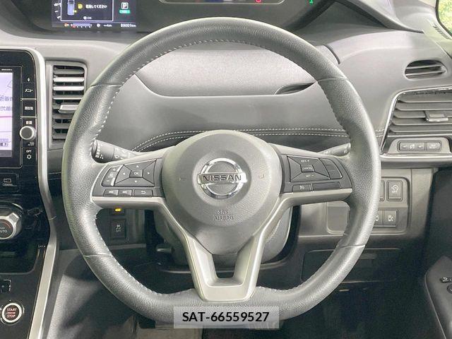 Nissan SERENA 2017-01 7224917-12