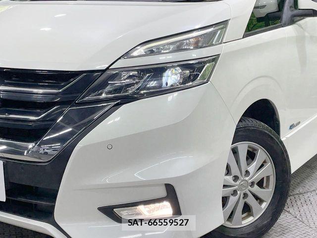 Nissan SERENA 2017-01 7224917-13