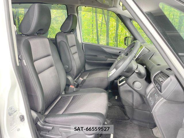 Nissan SERENA 2017-01 7224917-8