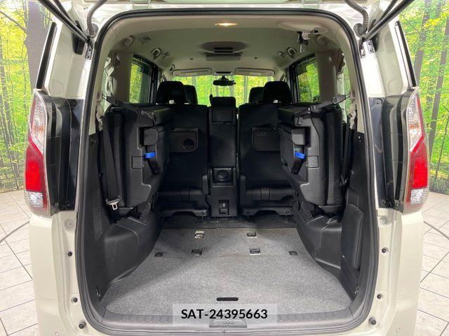 Nissan SERENA 2017-08 7224919-10